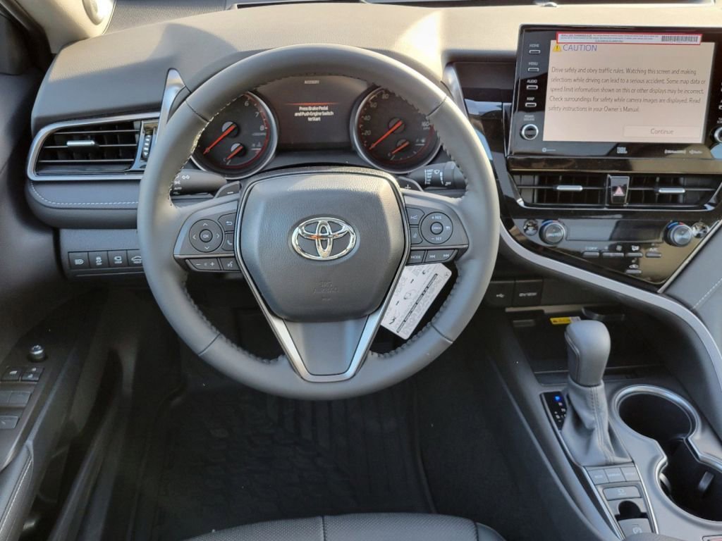 2024 Toyota Camry XSE V6 photo 17