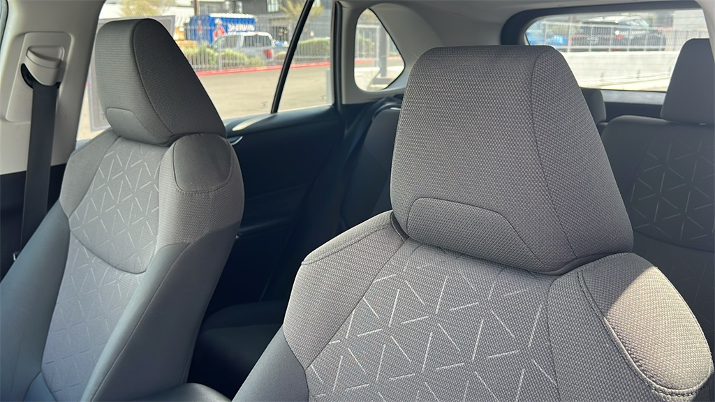 2019 Toyota RAV4 XLE photo 10