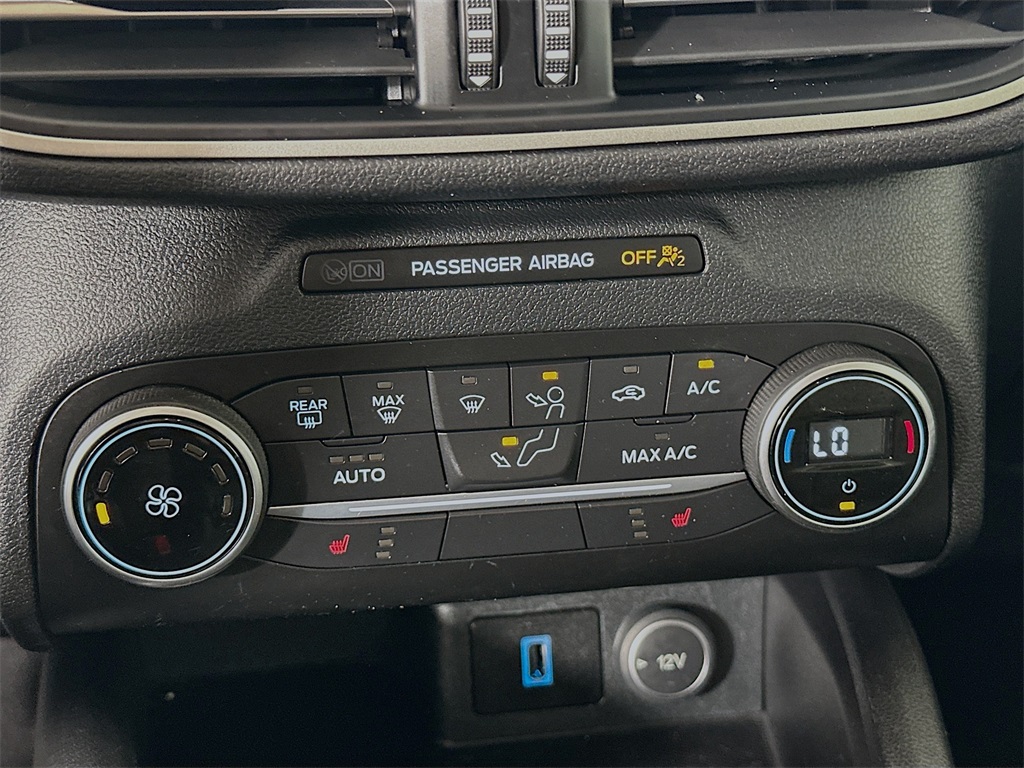 2020 Ford Escape SE photo 15