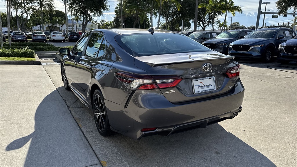 2023 Toyota Camry SE photo 12