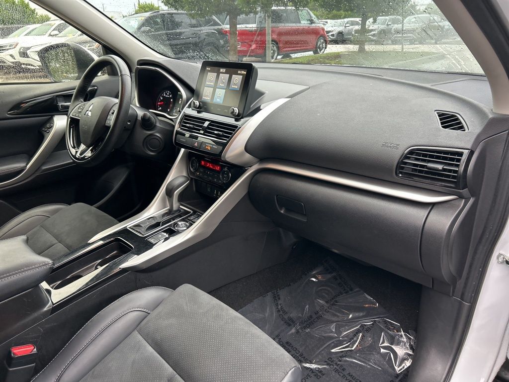 2024 Mitsubishi Eclipse Cross SE photo 35