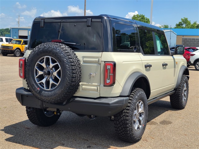 2025 Ford Bronco Badlands photo 4
