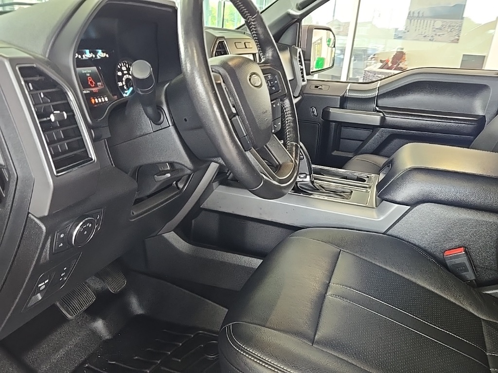 2018 Ford F-150 XLT photo 17