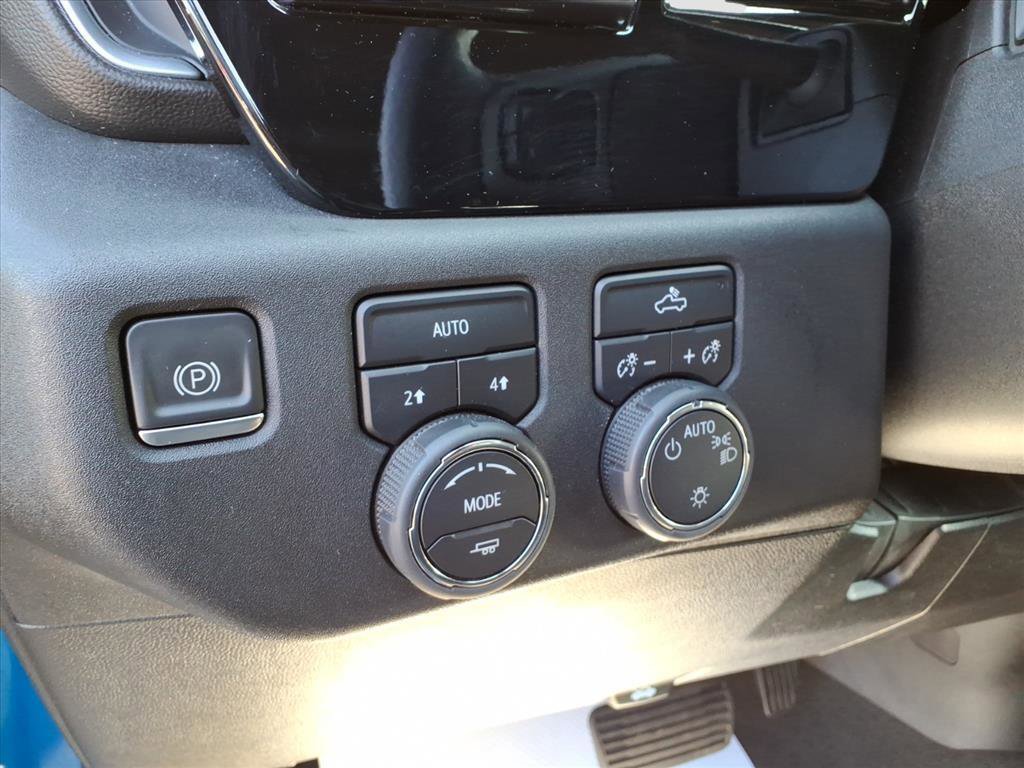 2022 Chevrolet Silverado 1500 LT photo 16