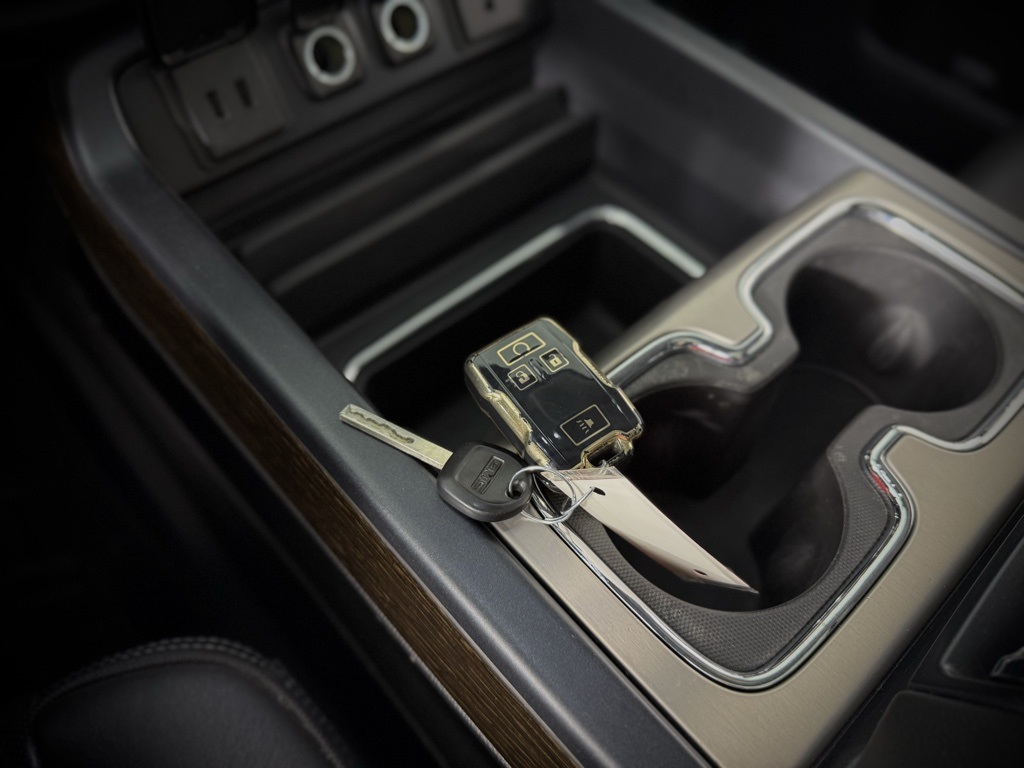 2019 Gmc Sierra HD Denali photo 27