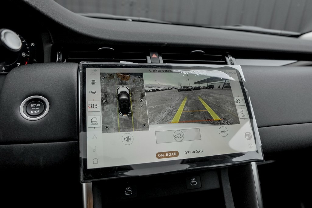 2025 Land Rover Discovery Sport S photo 12