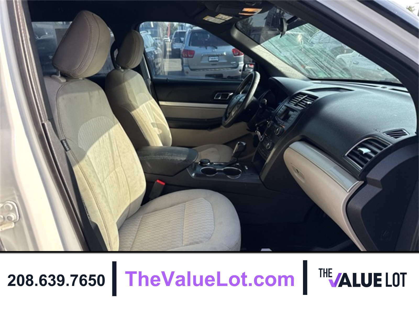 2018 Ford Explorer Base photo 12
