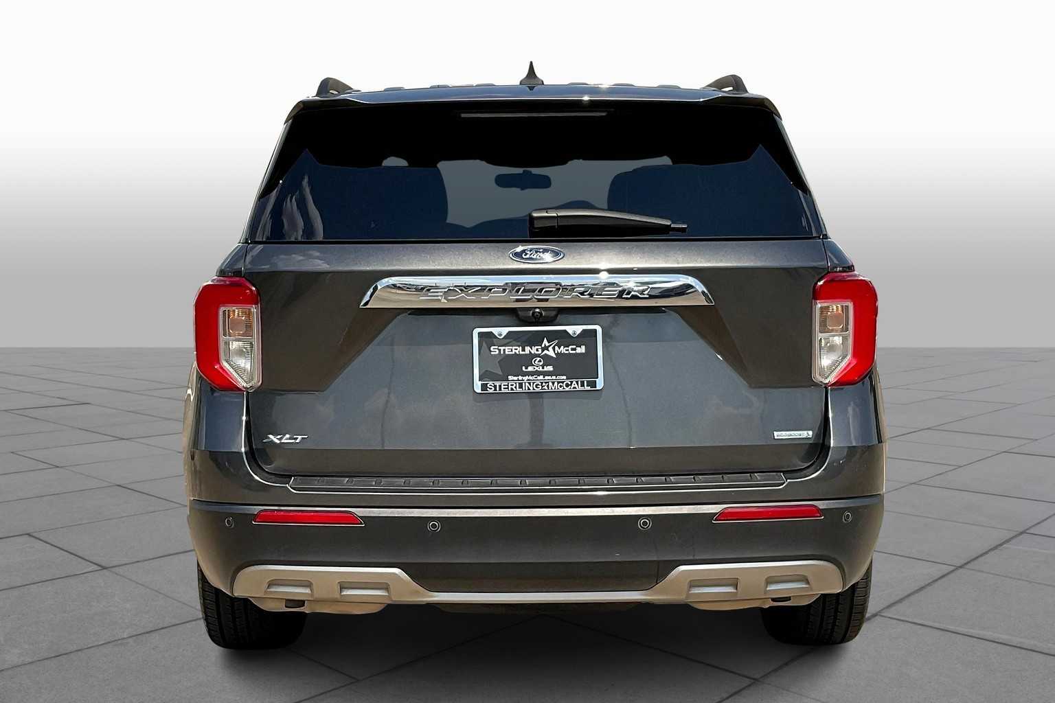 2020 Ford Explorer XLT photo 4