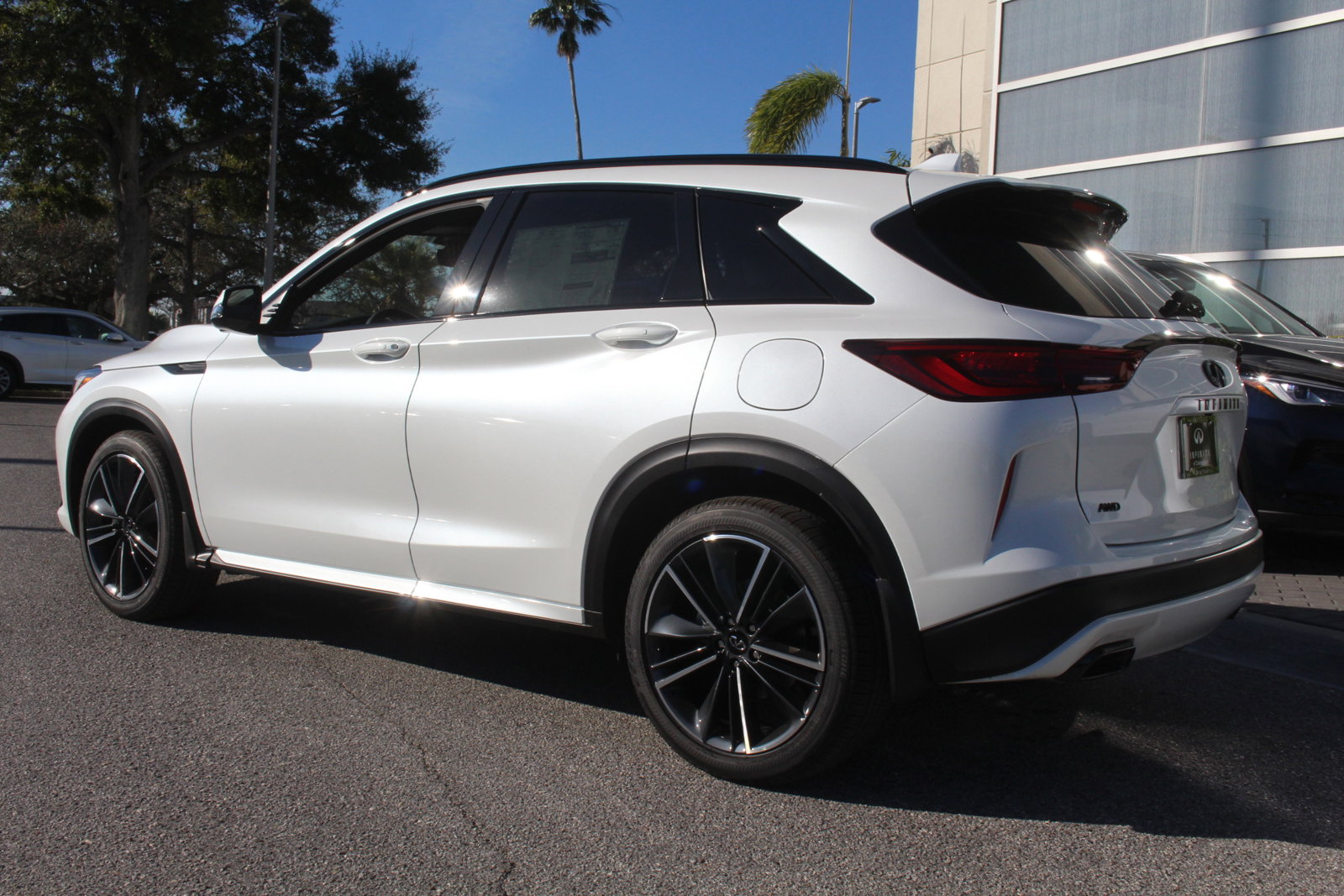 2025 Infiniti QX50 SPORT photo 3