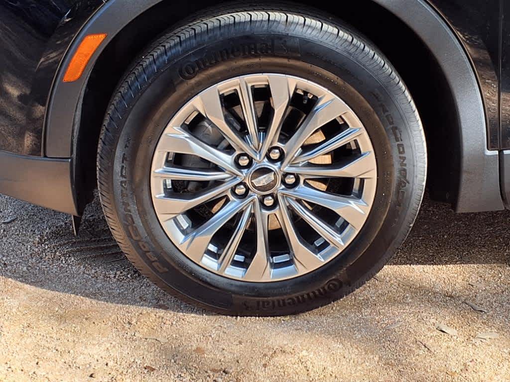 2024 Cadillac XT4 Premium Luxury photo 9