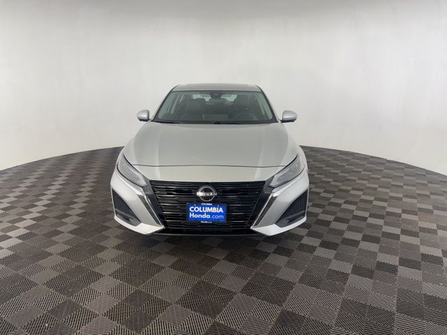 2023 Nissan Altima 2.5 SL photo 2