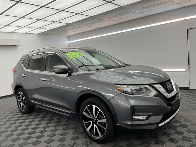 2019 Nissan Rogue SL photo 3