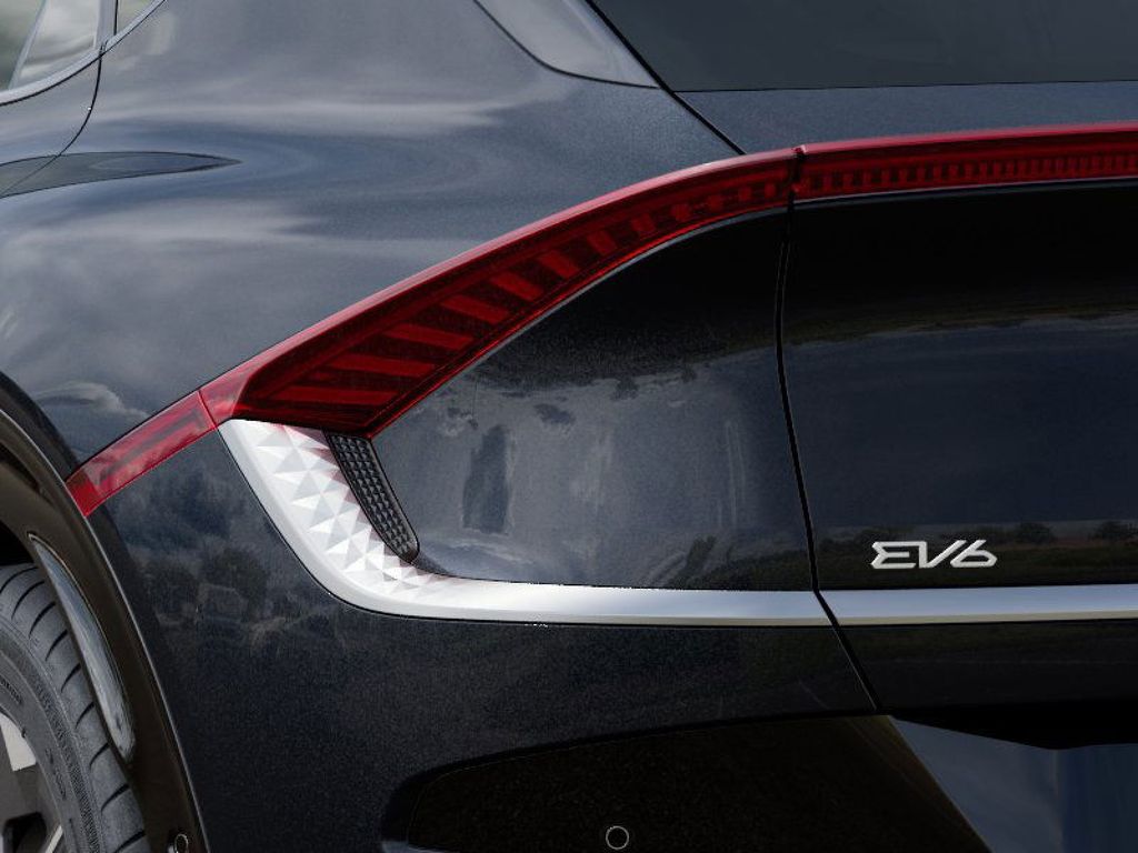 2025 Kia EV6 Light photo 10