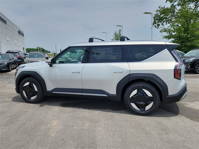 2026 Kia EV9 Wind photo 3