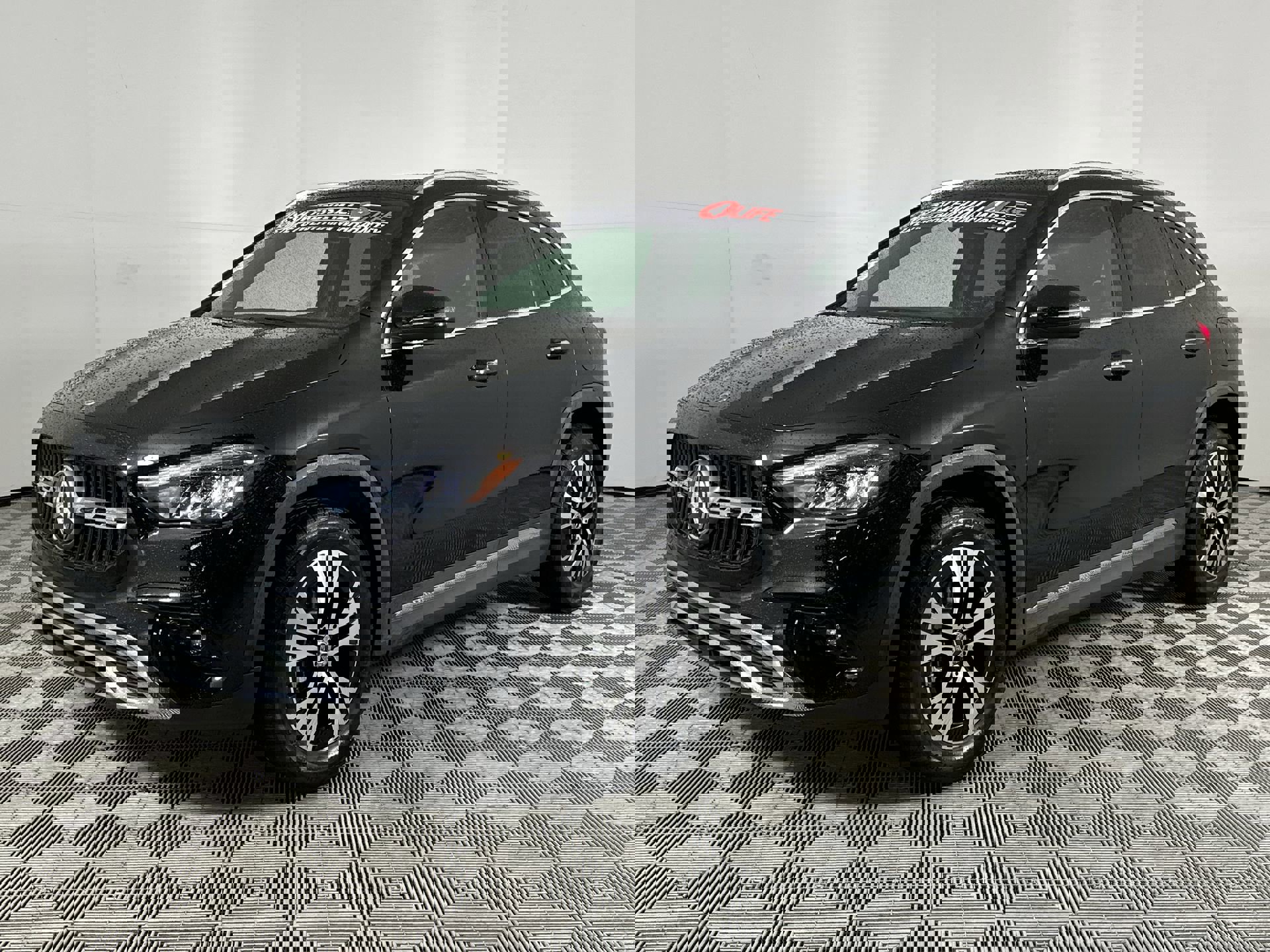 2024 Mercedes Benz GLA 250 photo 2