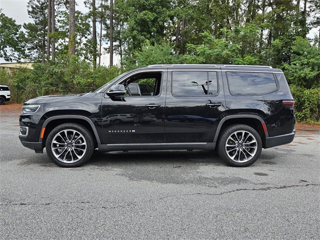 2022 Jeep Wagoneer Series III photo 2