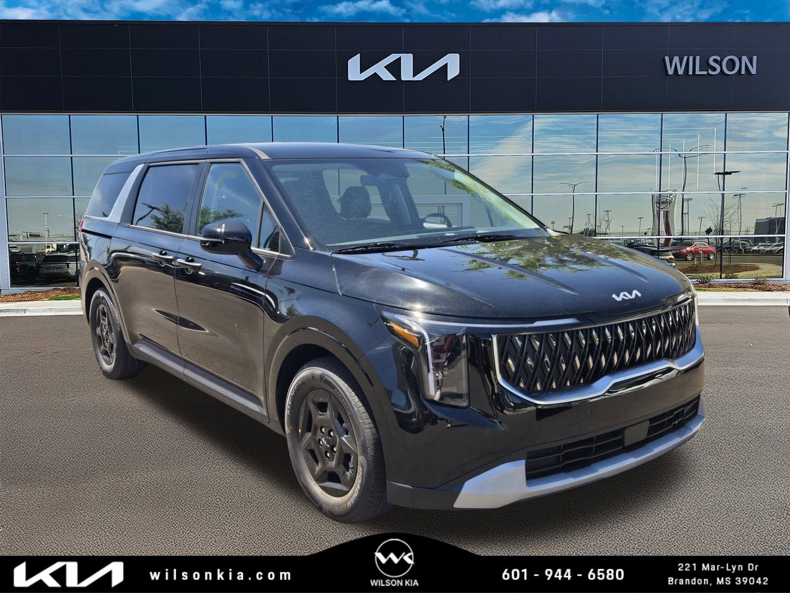 2025 Kia Carnival LXS's photo