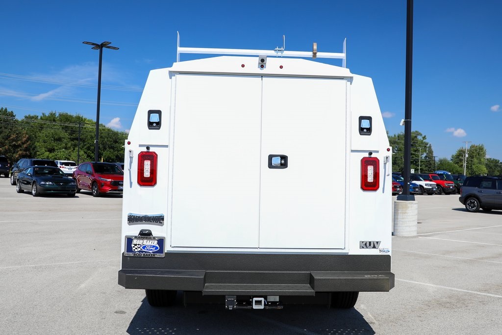 2025 Ford E-350 photo 15