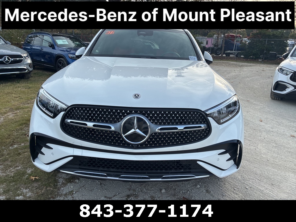 2025 Mercedes-Benz GLC Base's photo