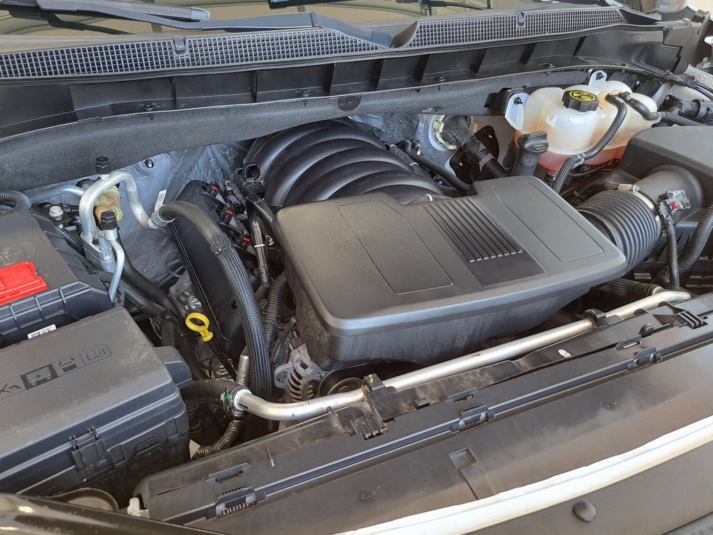 2023 Chevrolet Suburban LT photo 34