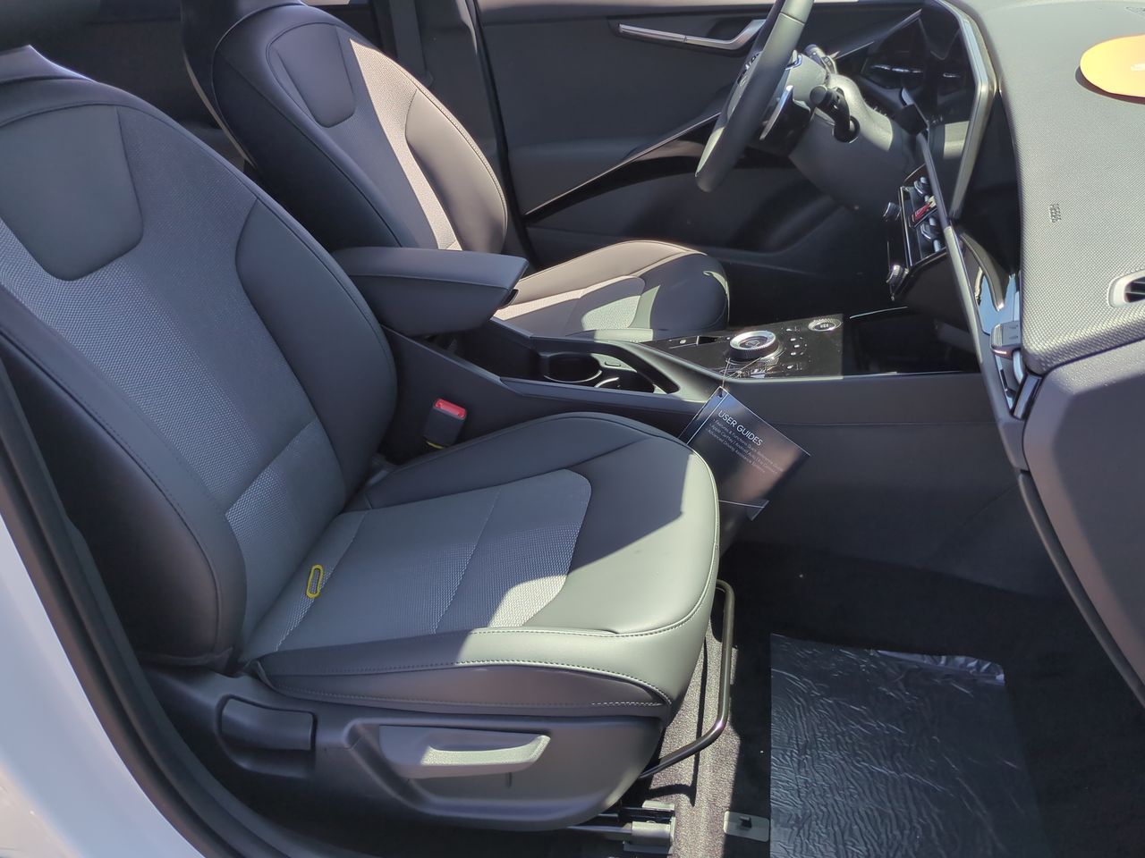 2025 Kia Niro Plug-In Hybrid EX photo 23