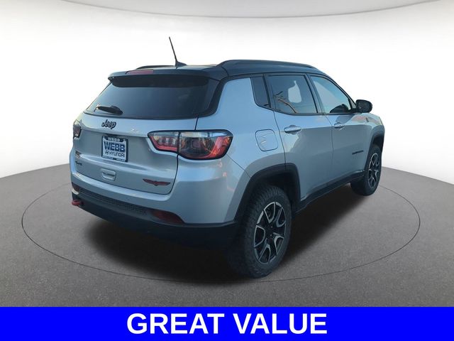 2024 Jeep Compass Trailhawk photo 2