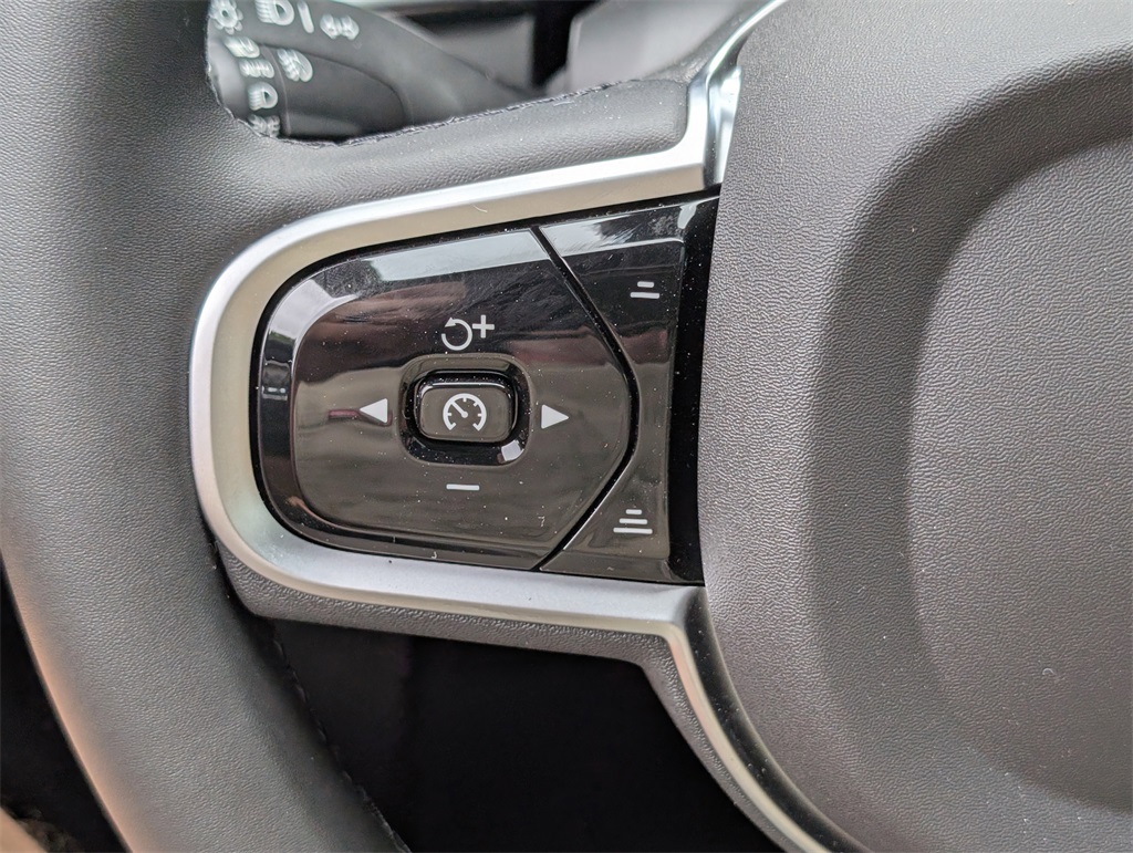2026 Volvo V60 Cross Country B5 photo 15