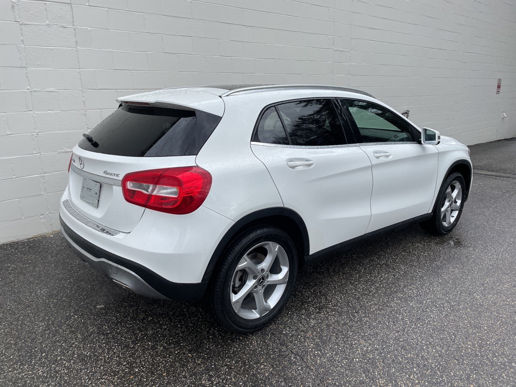 2020 Mercedes Benz GLA 250 4MATIC photo 4