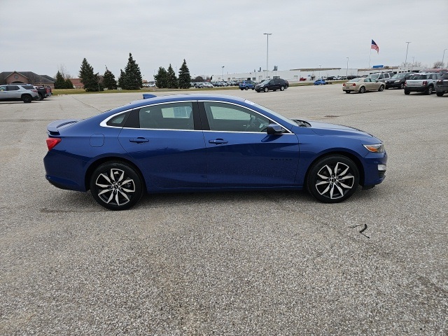 2023 Chevrolet Malibu RS photo 4