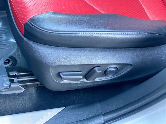 2023 Toyota Highlander XSE photo 3