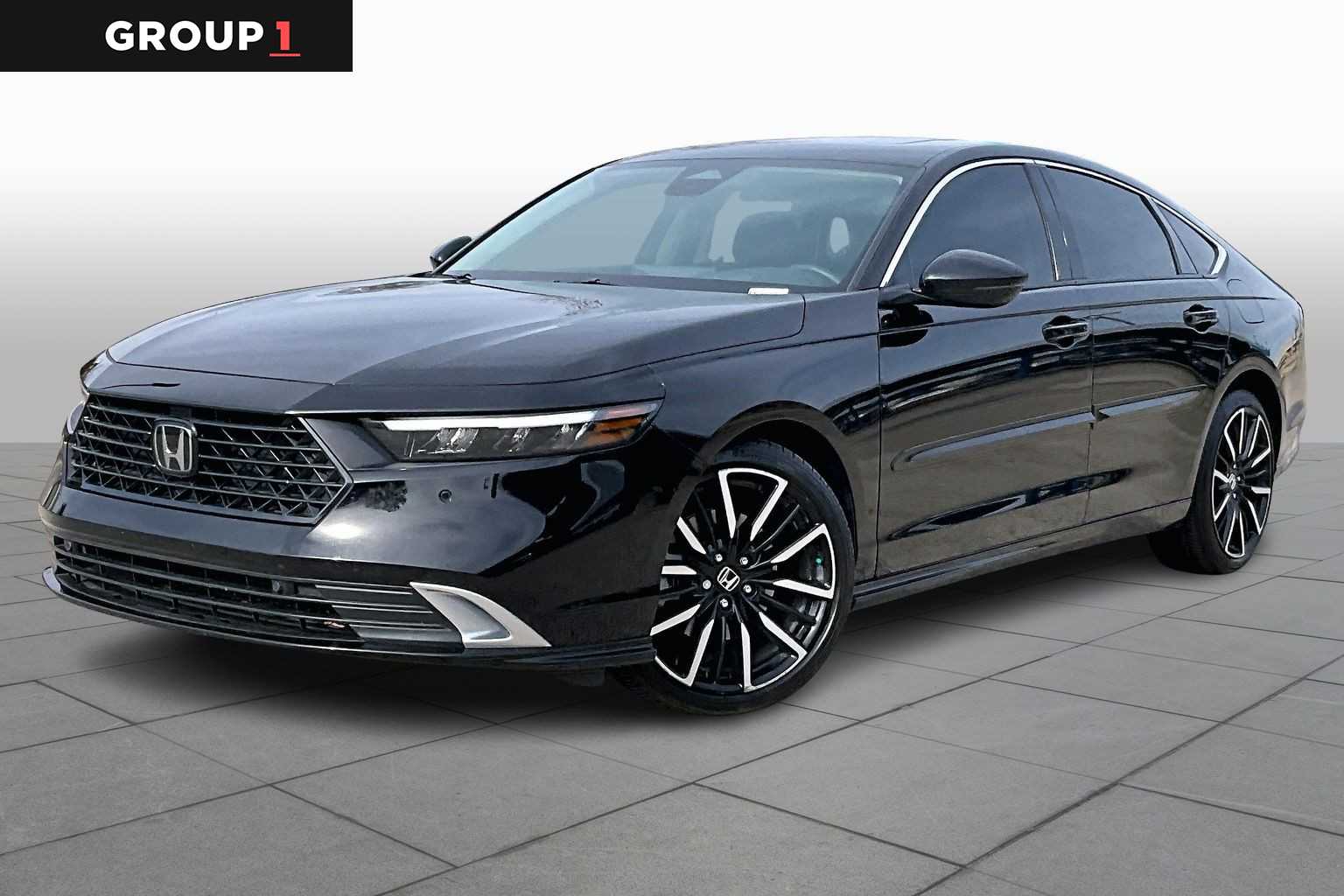 2025 Honda Accord Hybrid Touring's photo