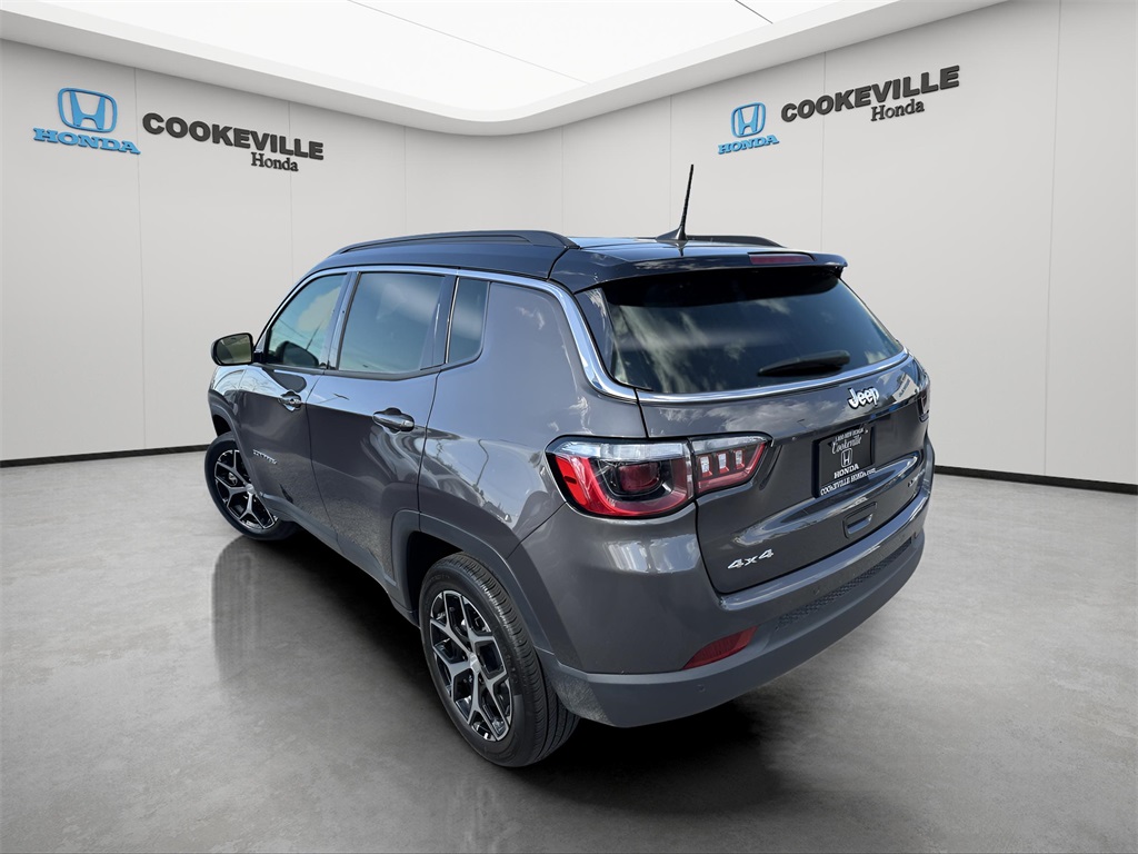 2024 Jeep Compass Limited photo 7