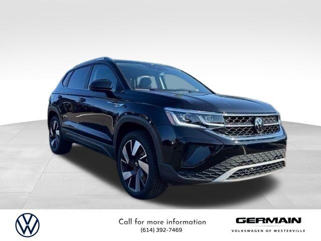 2024 Volkswagen Taos SE photo 3