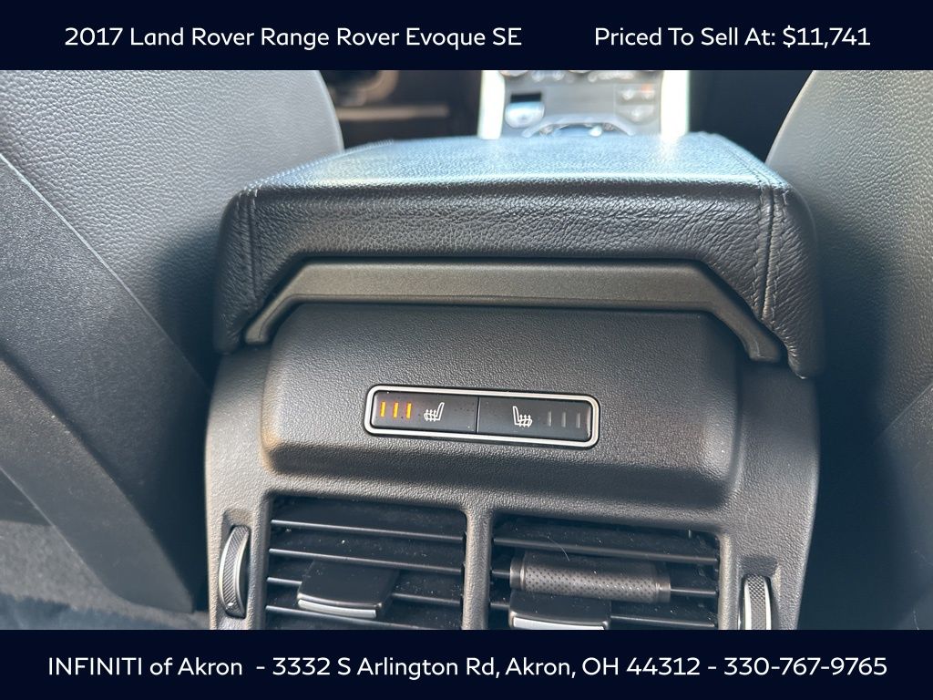 2017 Land Rover Range Rover Evoque SE photo 28