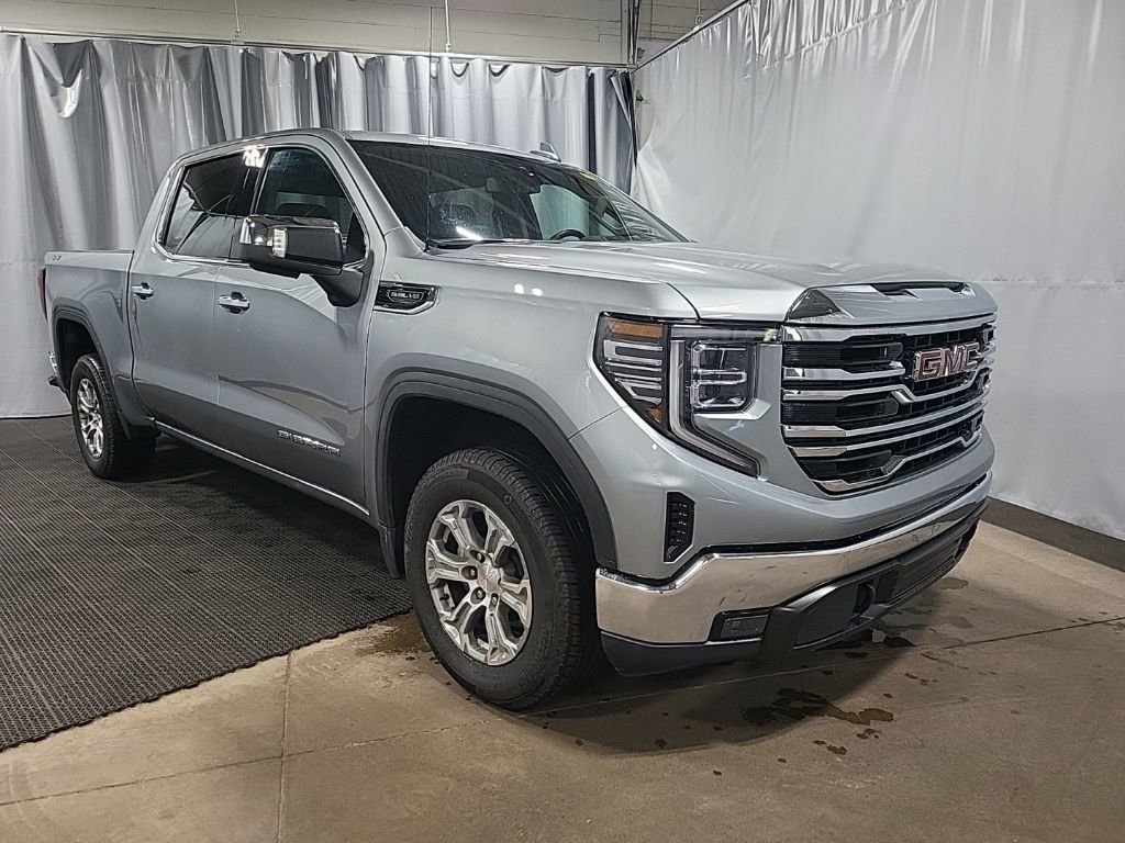 2025 GMC Sierra 1500 SLT's photo