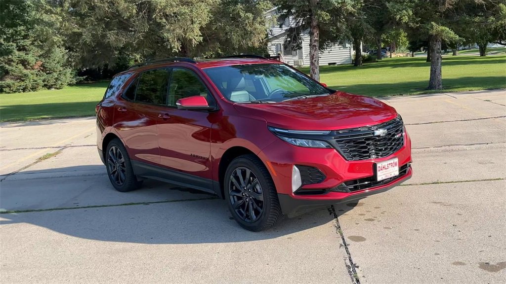 Used 2024 Chevrolet Equinox RS with VIN 3GNAXWEG3RS113964 for sale in Oslo, Minnesota