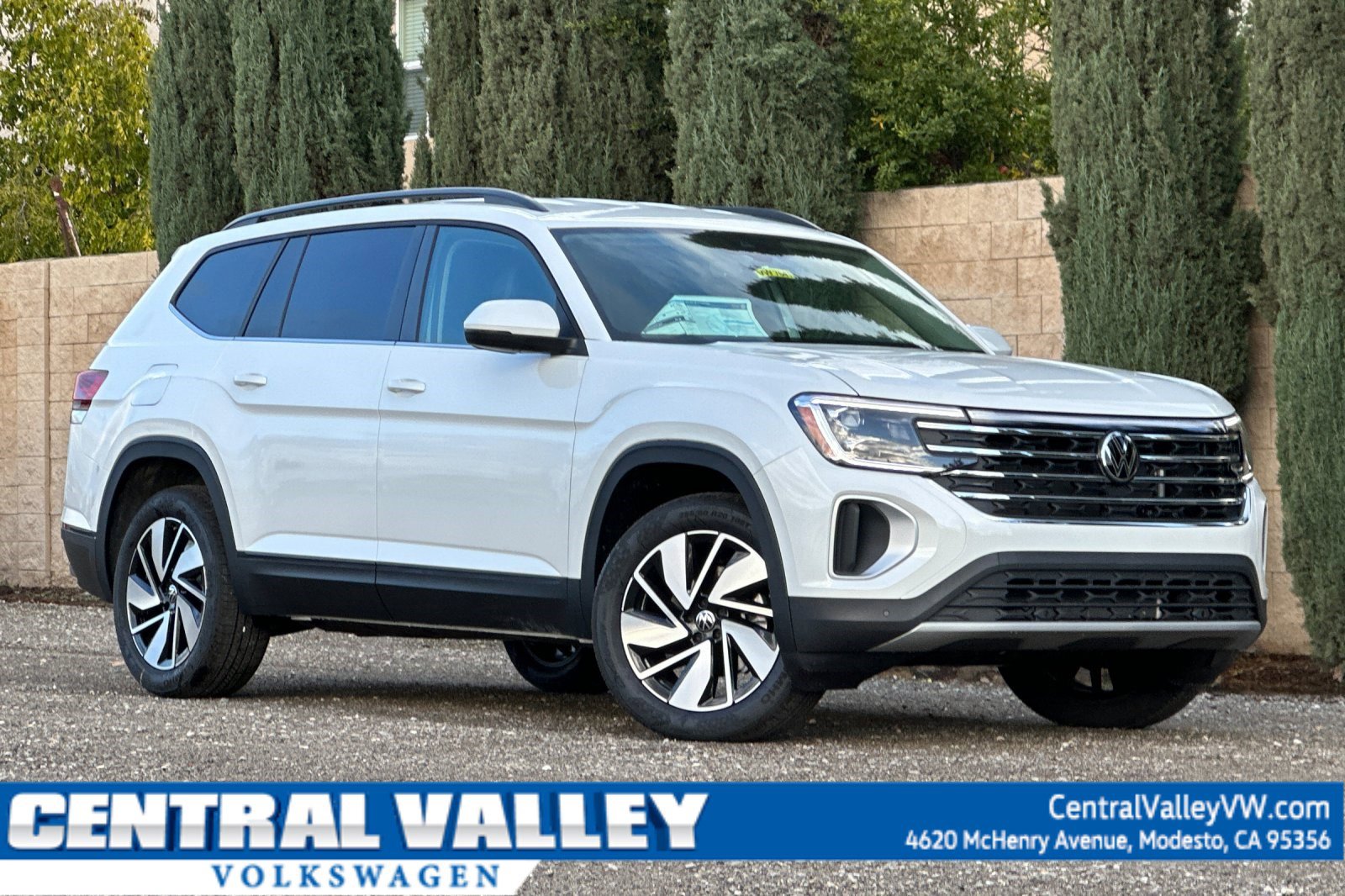 2026 Volkswagen Atlas SE w/Tech's photo