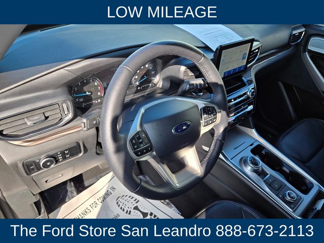 2024 Ford Explorer Limited photo 3