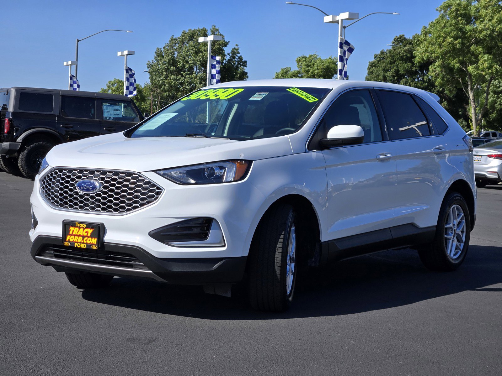 2024 Ford Edge SEL photo 3