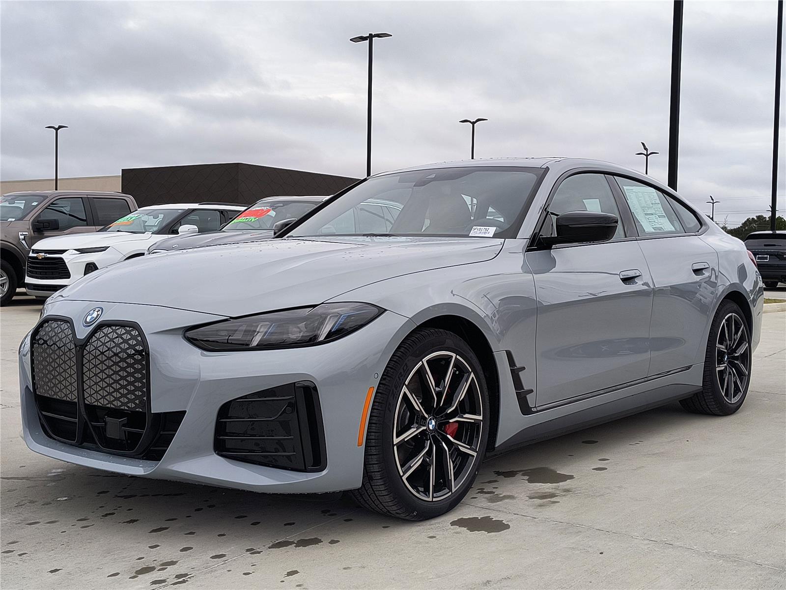 2025 BMW i4 40's photo