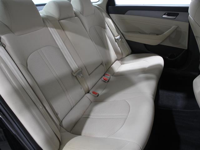 2018 Hyundai Sonata SEL photo 15