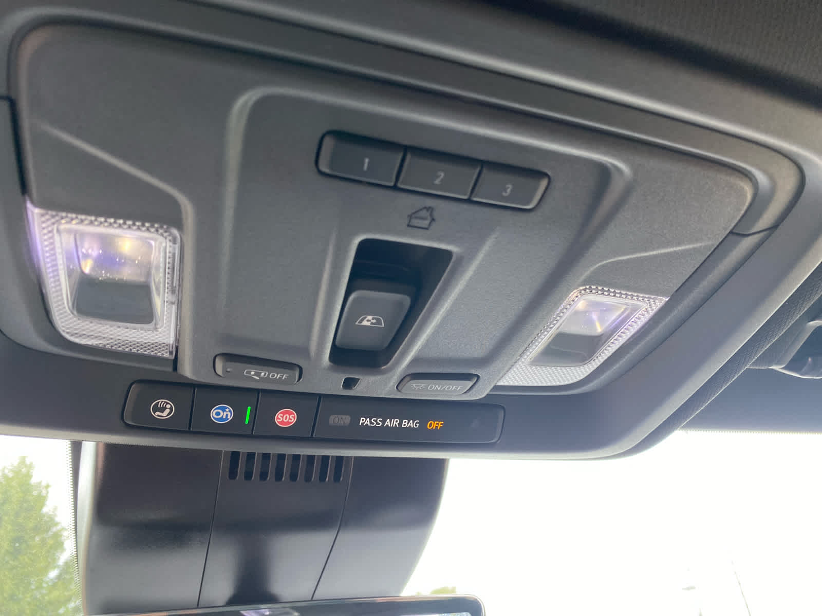 2025 Chevrolet Silverado 1500 High Country photo 19