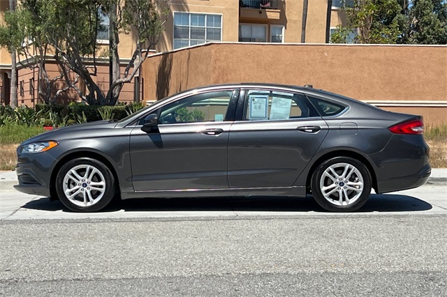 2018 Ford Fusion SE photo 7