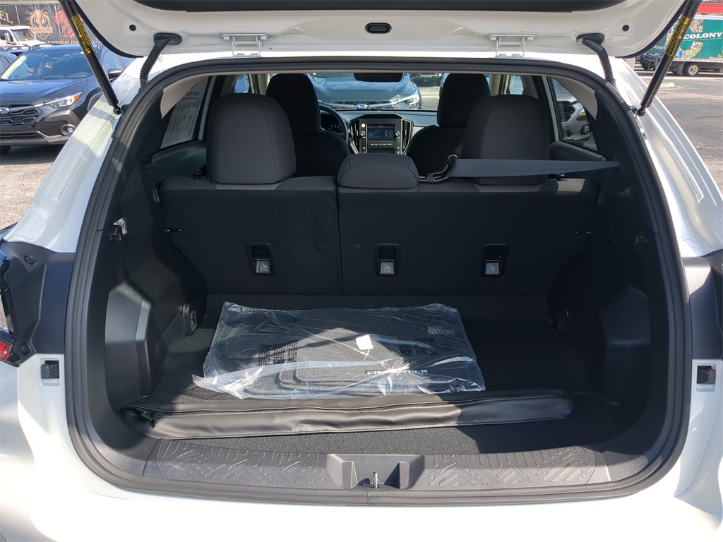2025 Subaru Crosstrek Base photo 8