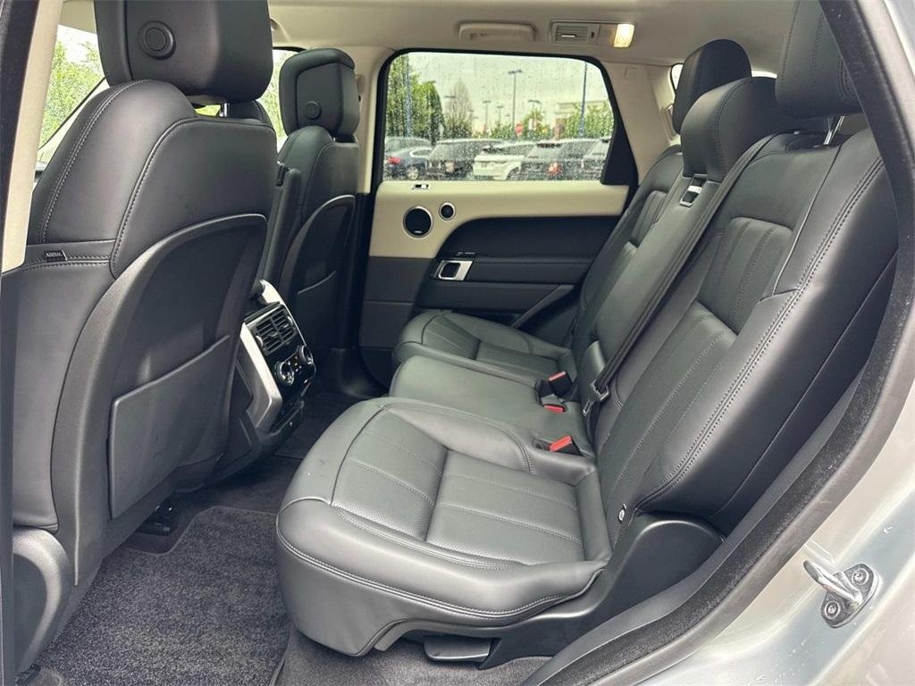 2022 Land Rover Range Rover Sport HSE Silver Edition photo 15
