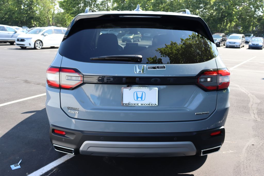 2025 Honda Pilot Touring photo 3