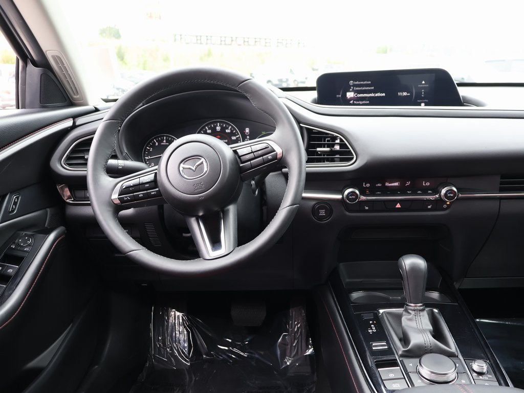 2024 Mazda CX-30 2.5 S Carbon photo 17