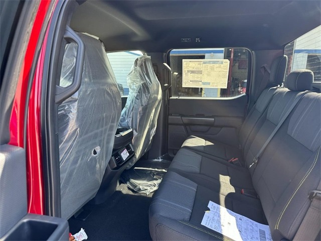 2025 Ford F-150 STX photo 4