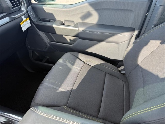 2025 Ford F-150 STX photo 14