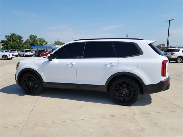2022 Kia Telluride SX photo 3